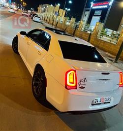 کرایسلەر 300